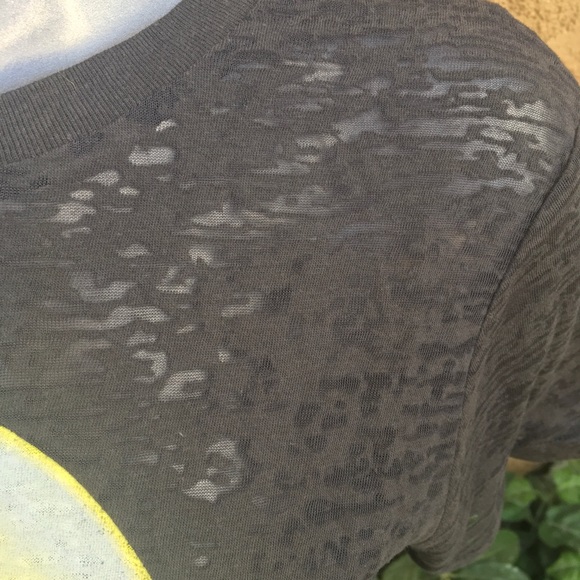 NWT Dazed and Confused Burnout Tshirt - Picture 2 of 2